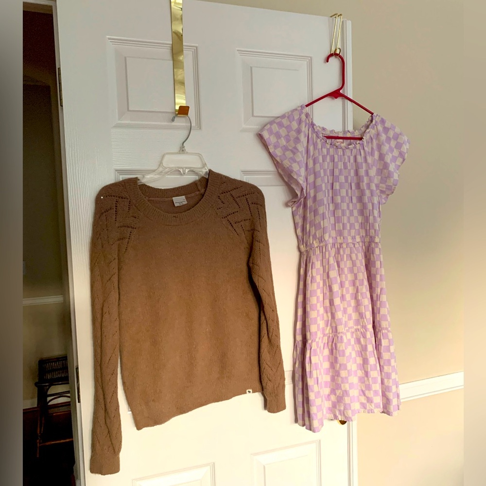 2 Items: Abercrombie & Fitch Camel Sweater & Cat & Jack Dress Checkered XL 14/16